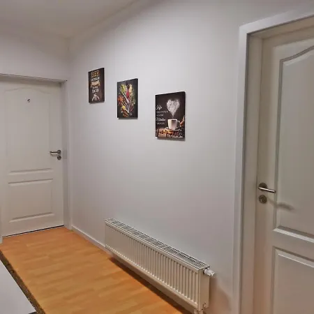 Apartment Musashi 2 *
